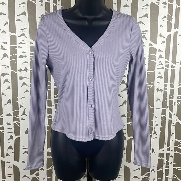 Ribbed Button Front Long Sleeve V-Neck Shirt M Lavender - Picture 1 of 6
